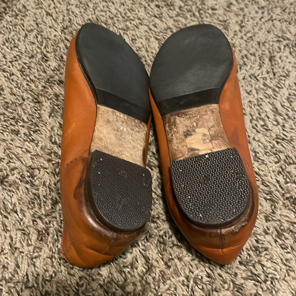 Gucci Brown Leather Flats with Gold Logo - Picture 11 of 12